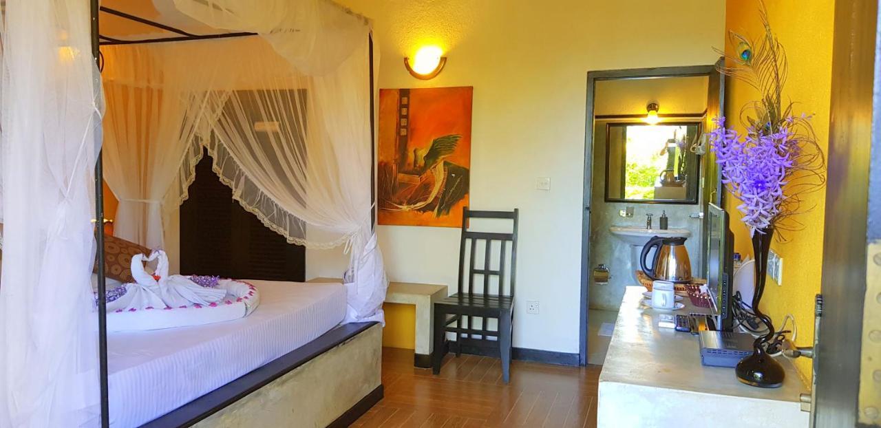 Flower Garden Lake Resort Tissamaharama Εξωτερικό φωτογραφία